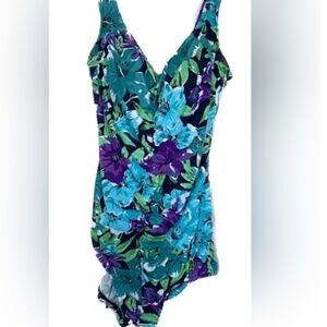 NWOT BLU/GRN FLORAL PATTERN 1 PC, 12 Winter Sale